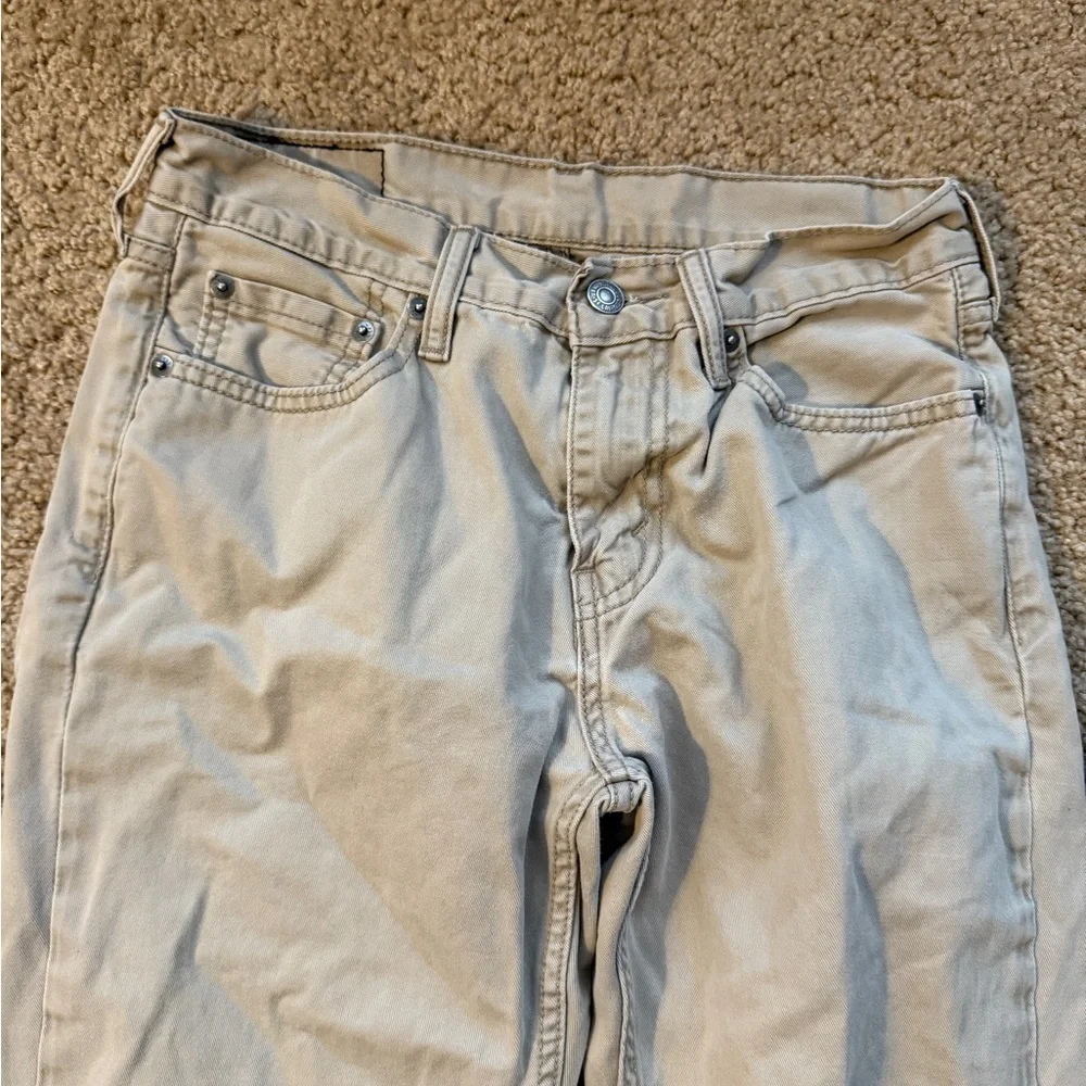 Levi's 514 Khaki Jeans